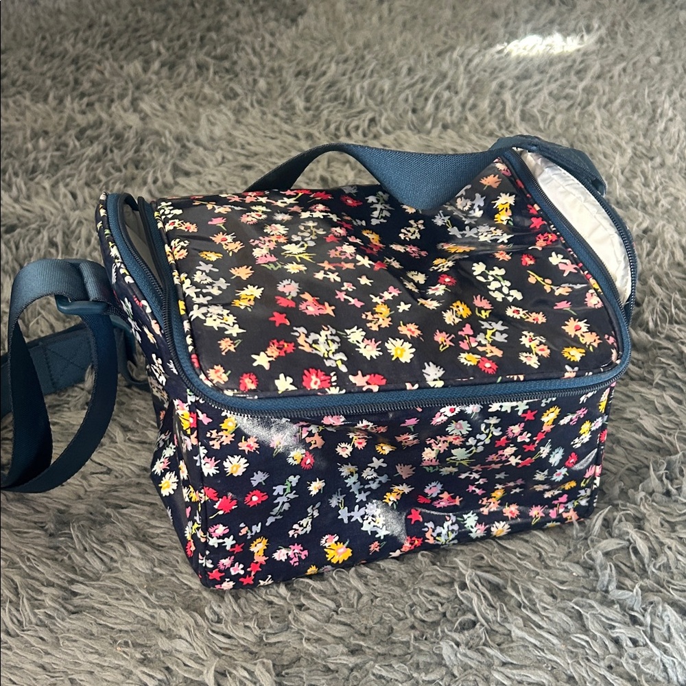 Floral Crossbody lunch box